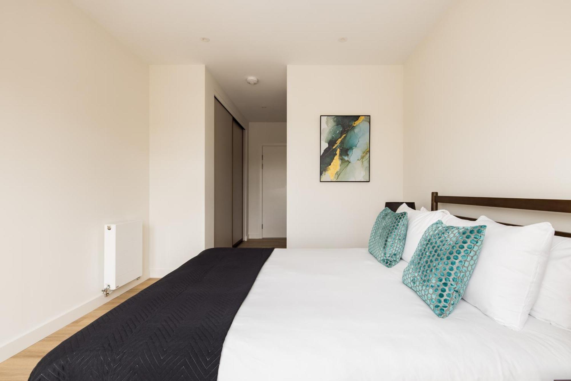 Charles Hope London Greenford * Greenford (Greater London)