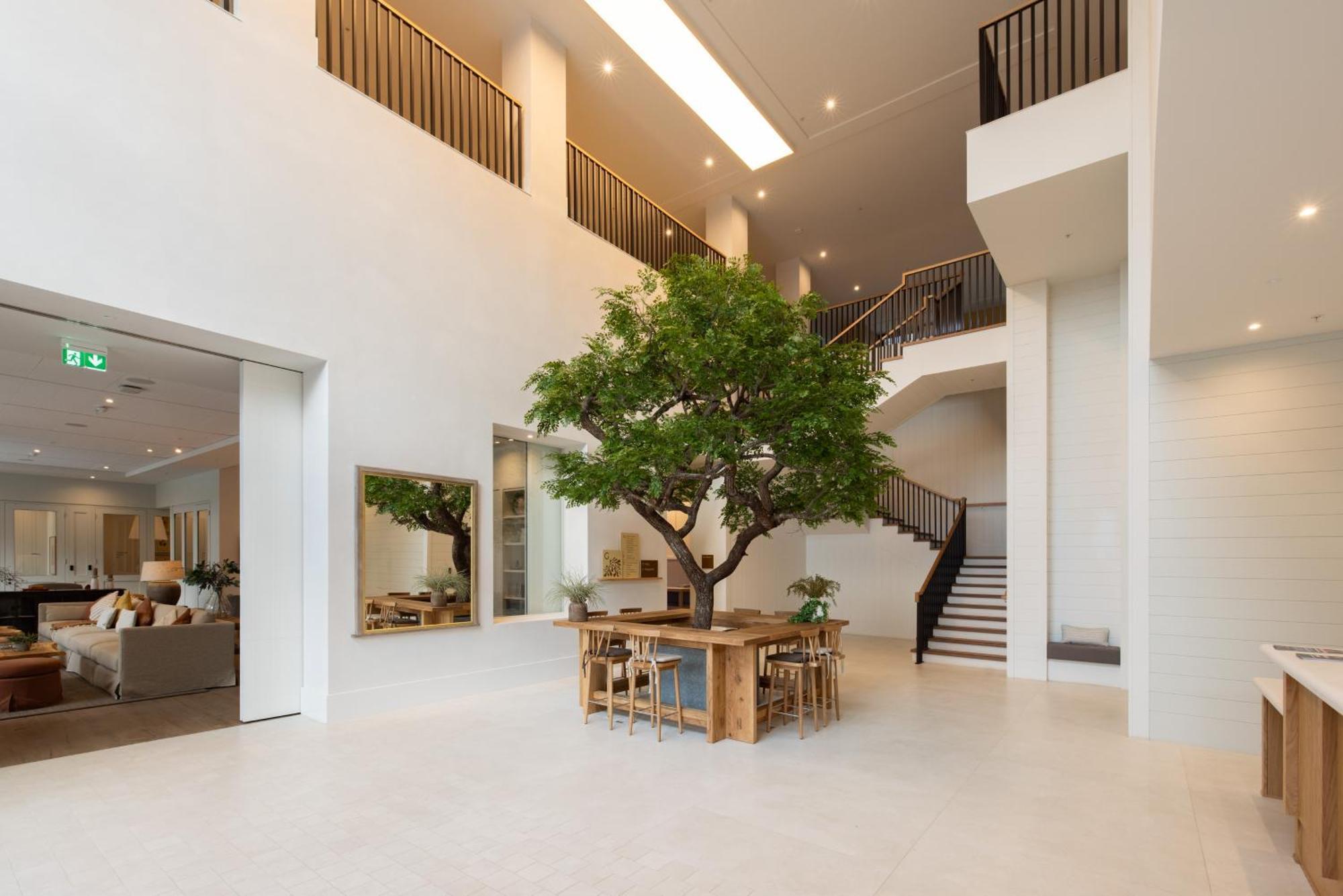 Charles Hope London Greenford Apartment *