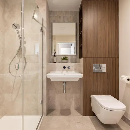 Charles Hope London Greenford Greenford  Exterior photo